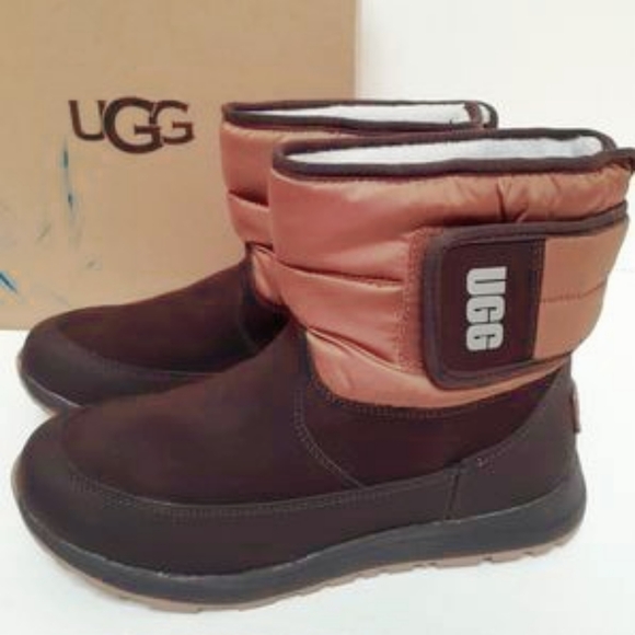 UGGS AUSTRALIA TOTY WINTER BOOTS - Picture 2 of 7